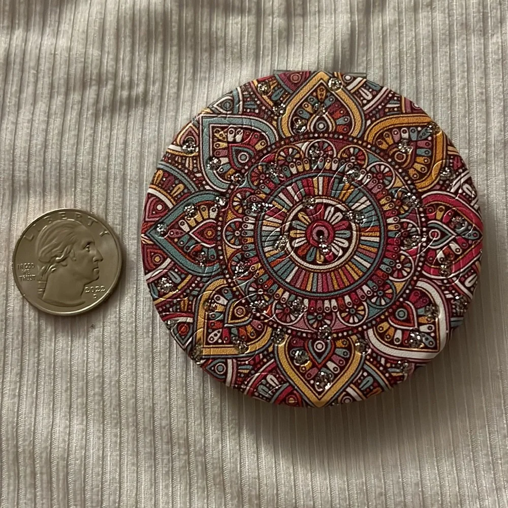 Compact mirror - Picture 2 of 5